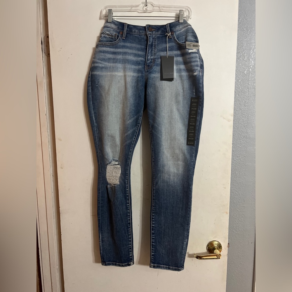 New with Tags, Women’s Buckle Black Skinny stretch jeans, size 31 X 30